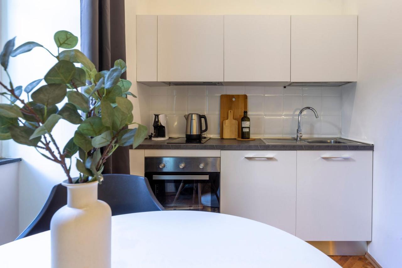 טריאסטה Amazing Studio In The City Center + Wifi מראה חיצוני תמונה